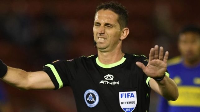 cambiaron la biografia de lamolina en wikipedia tras el arbitraje que perjudico a gimnasia