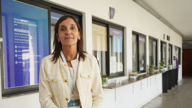 fernando tauber reune una proyeccion de una universidad para el pueblo