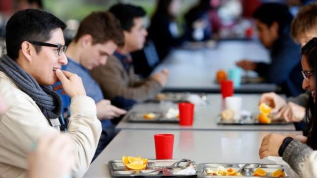 el comedor de la unlp vuelve a abrir sus puertas y recibe a los ingresantes 2020
