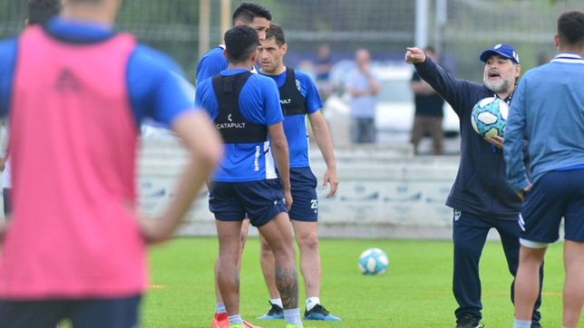 gimnasia: el hijo mas chico de pedro troglio tuvo su tarde sonada y conocio a diego maradona en estancia chica