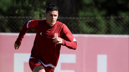 carrillo hablo de su gol errado, mastica bronca y toma impulso en medio de las criticas carrillo hablo de su gol errado, mastica bronca y toma impulso en medio de las criticas