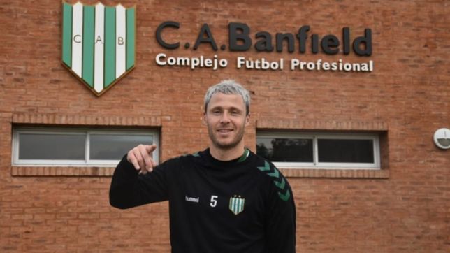 el papelito que le pusieron a damonte en el bolsillo para mufarlo ante estudiantes