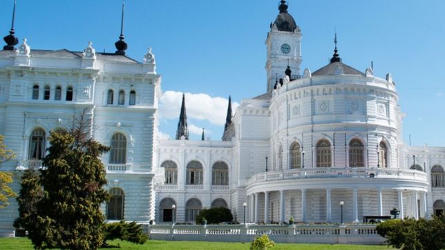 ¿cuanto le costara al municipio el ?esfuerzo? para pasar la tormenta economica?