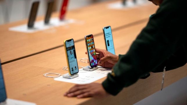 plan ahora 10: el gobierno congelo los precios de los celulares hasta marzo de 2023