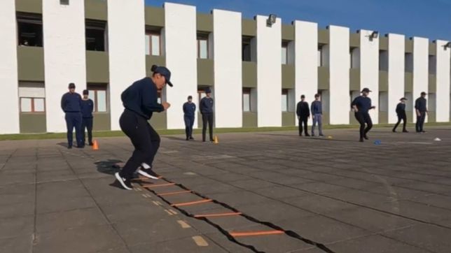 abriran una busqueda laboral para sumar oficiales al servicio penitenciario bonaerense
