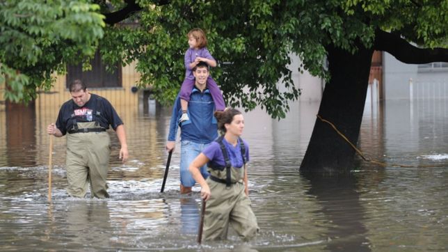 a diez anos de la inundacion, convocan a la semana de las cintas negras en la plata
