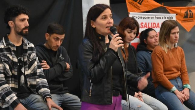 luana simioni presento la lista con la que competira en la interna del fit en la plata