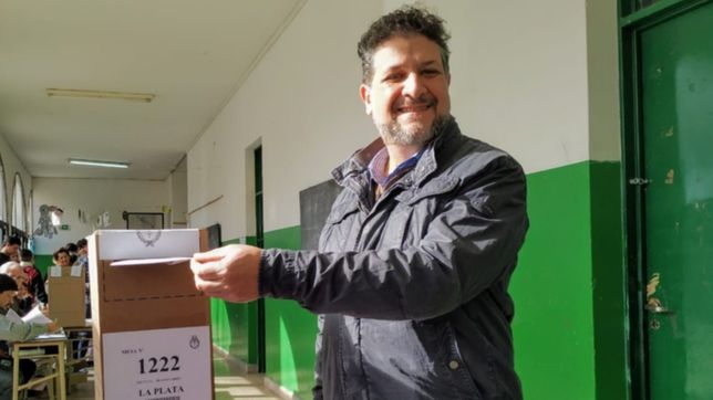 asi voto luis arias, el precandidato a intendente en la plata del frente de todos
