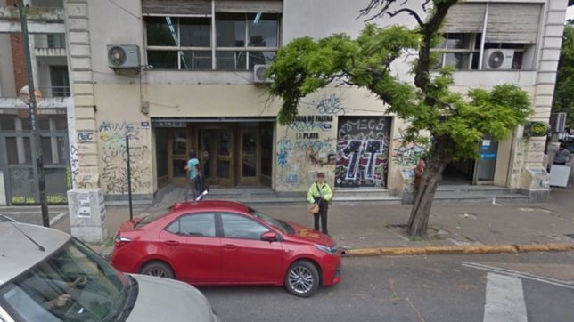 fue al juzgado a retirar una moto secuestrada con un comprobante trucho y termino detenido