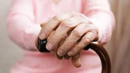 dos hombres armados asaltaron a una jubilada en la plata y le robaron sus ahorros dos hombres armados asaltaron a una jubilada en la plata y le robaron sus ahorros