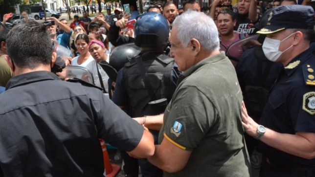 tras los incidentes, trasladaron al pata medina a los tribunales de la plata