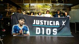 arranca el segundo juicio por la muerte de diego maradona tras la nulidad del proceso anterior arranca el segundo juicio por la muerte de diego maradona tras la nulidad del proceso anterior