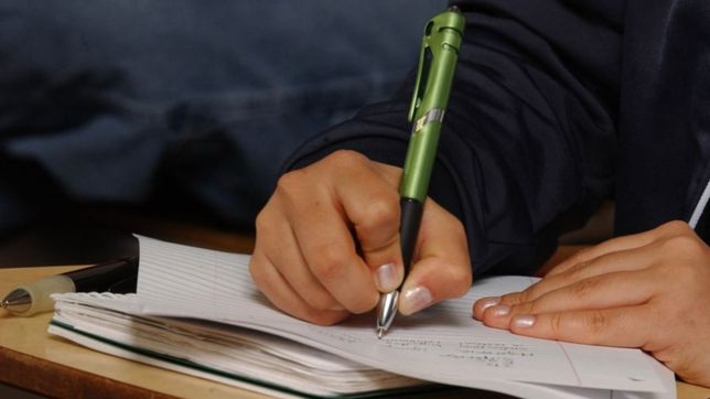 reabrieron las inscripciones al plan fines: ¿como y hasta cuando hay tiempo para anotarse?