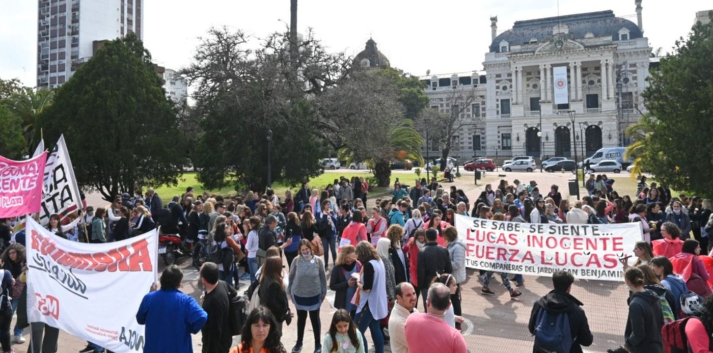 Marcha por Lucas Puig