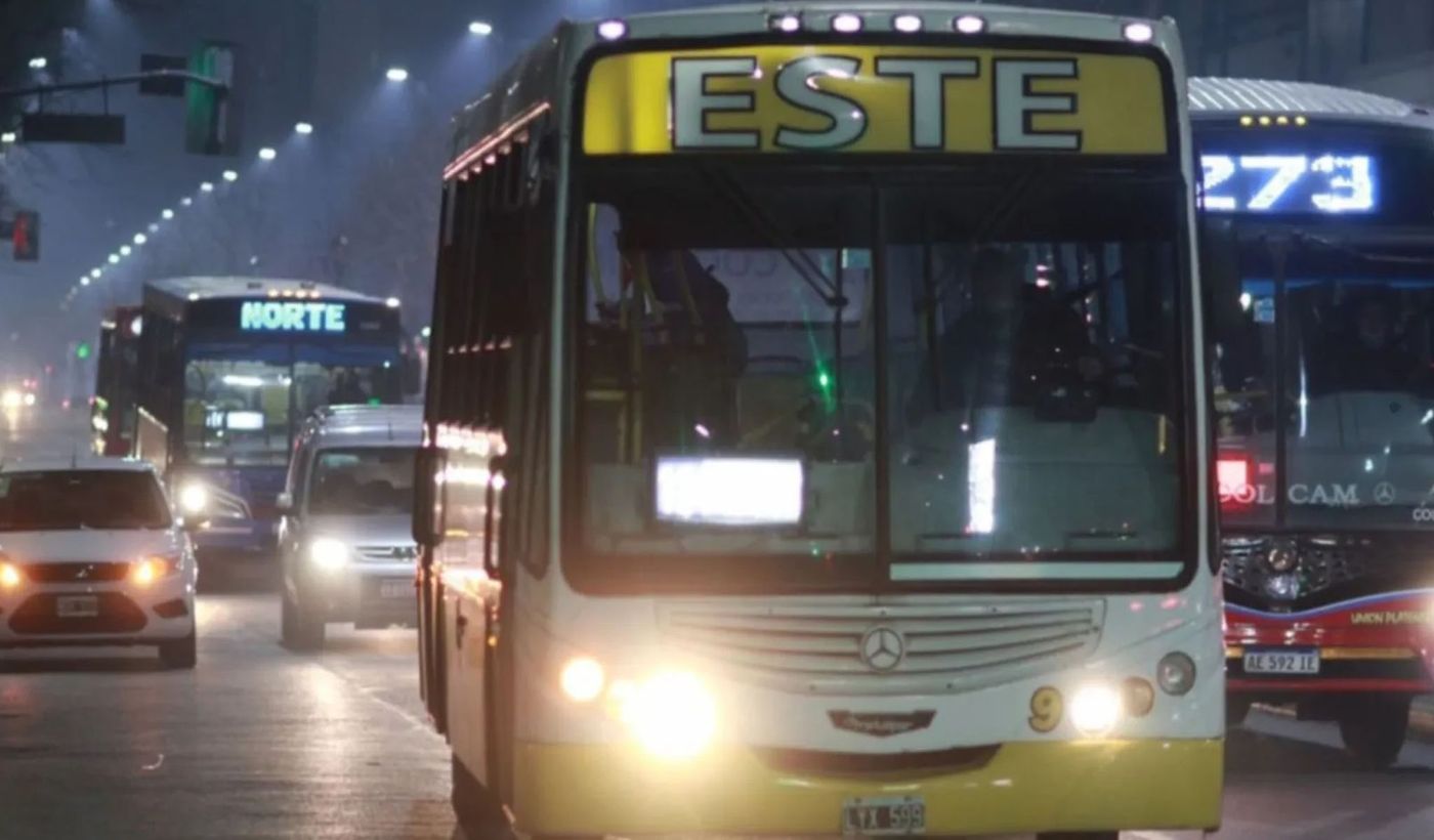 Micros Este Noche.jpg