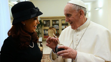 Cristina Kirchner despidió al papa Francisco con un emotivo mensaje y una anécdota de su primer encuentro