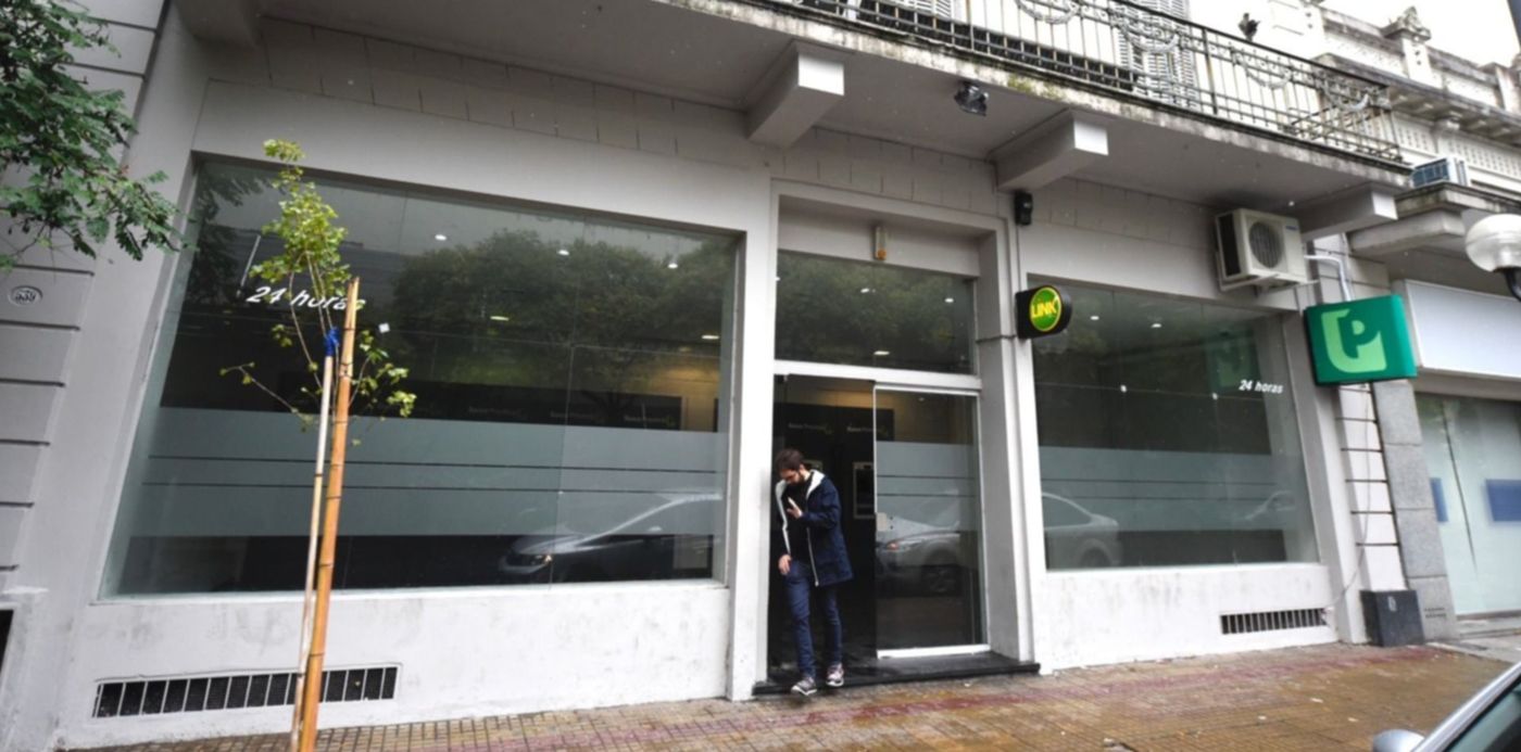 1585763110624.jpg?x=4&y=250&width=1492&height=746&rotate=0&scaleX=1&scaleY=1&ow=1500&oh=996&&cw=1920&ch=950