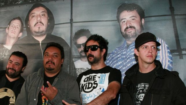 molotov vuelve con todo el power rock a la plata