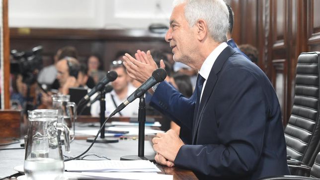 un diputado libertario cruzo a julio alak por reclamar un nuevo pacto fiscal