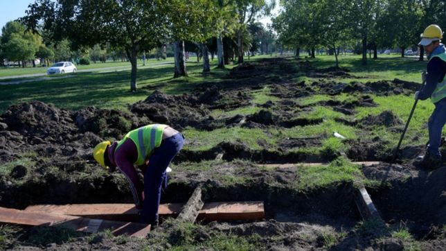 vias, paradores y terraplenes: asi avanza la expansion del tren universitario en la plata