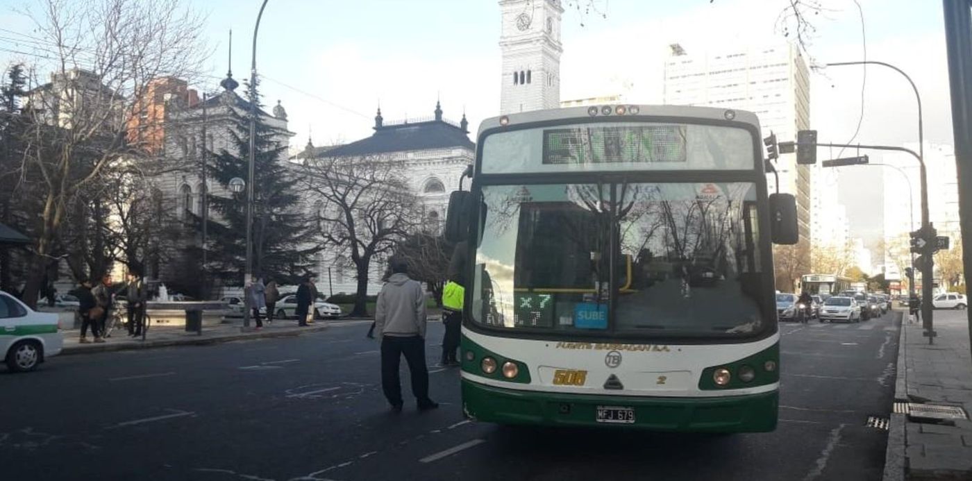 1531772184764.jpg?oh=580&x=3&width=1025&height=512&rotate=0&scaleY=1&ow=1032&y=39&scaleX=1&&cw=1920&ch=950