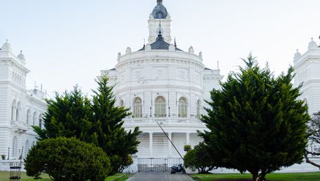 Adelantan el pago del sueldo a los municipales y confirman la fecha de cobro del aguinaldo Adelantan el pago del sueldo a los municipales y confirman la fecha de cobro del aguinaldo