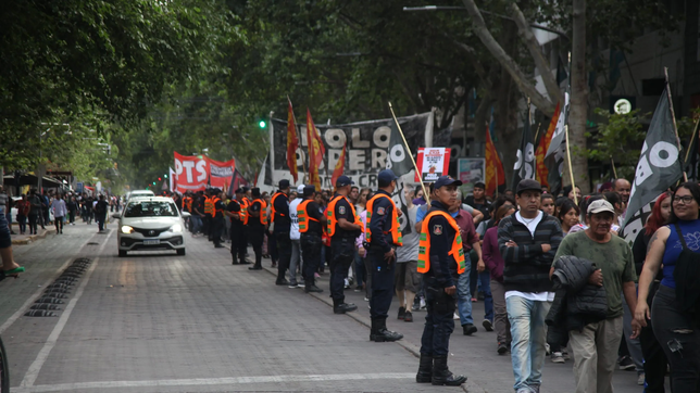 el gobierno activo el protocolo antipiquetes por la marcha de ate y organizaciones sociales