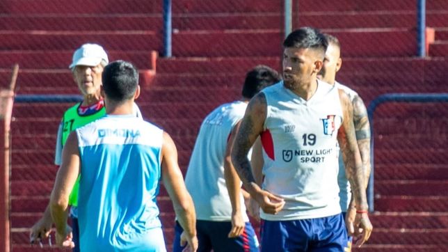 el jugador que enfrentara a gimnasia y pide botines por instagram