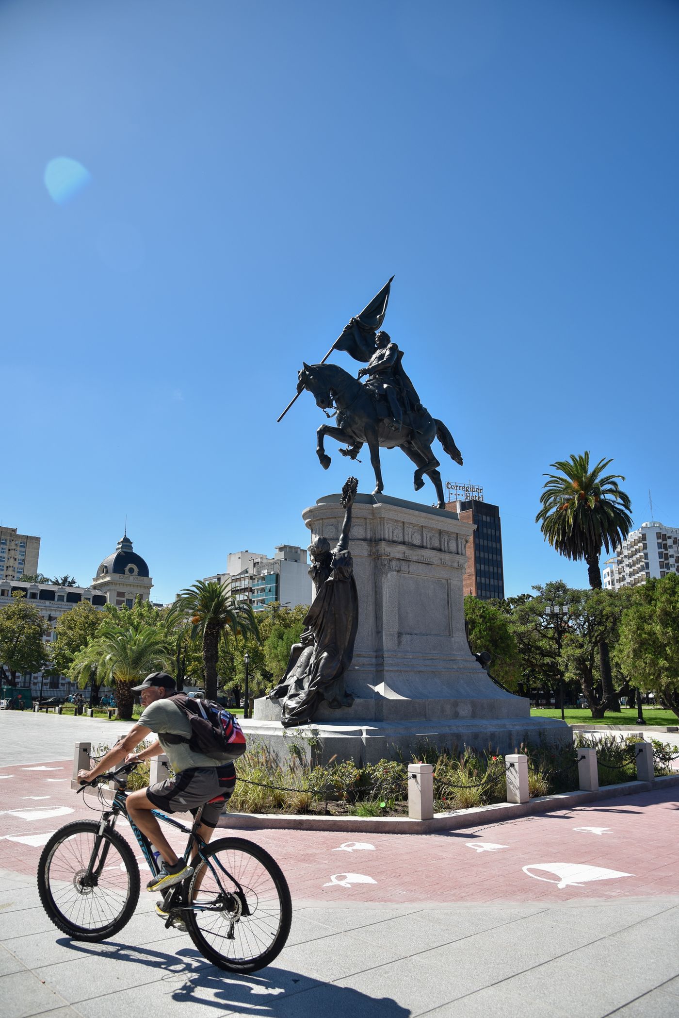 El monumento a José de San Martín fue restaurado totalmente
