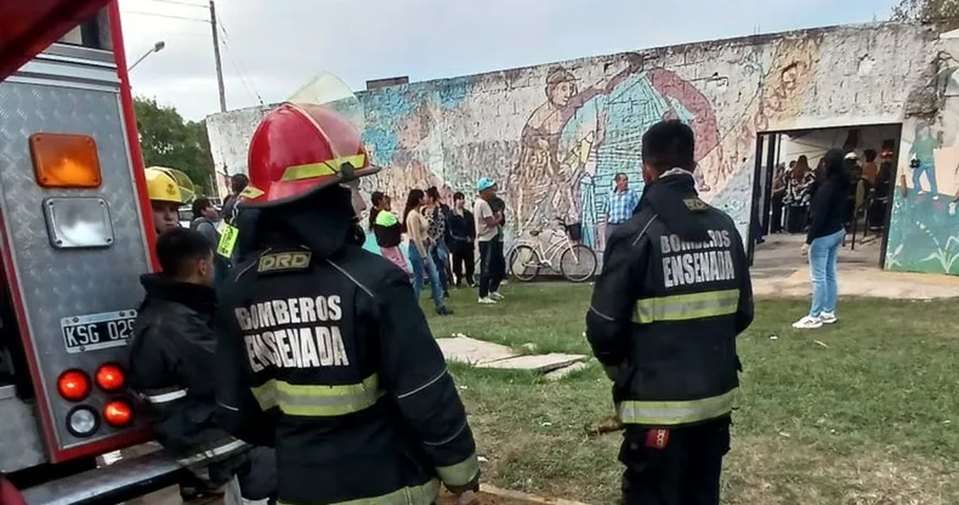 Incendio escuela Ensenada.jpg