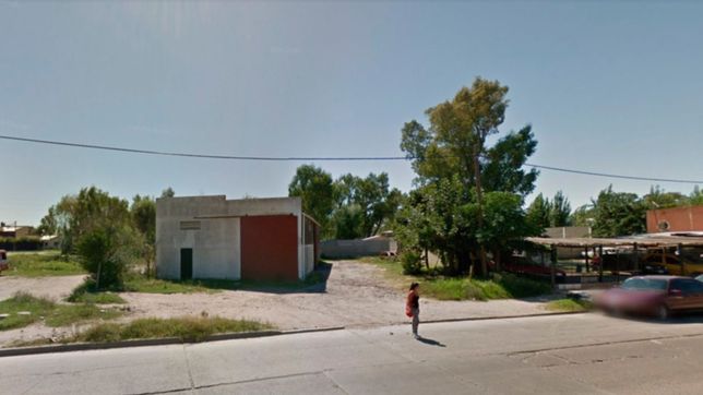 bautista vive en el mercadito y necesita luz para que funcione la maquina que lo alimenta