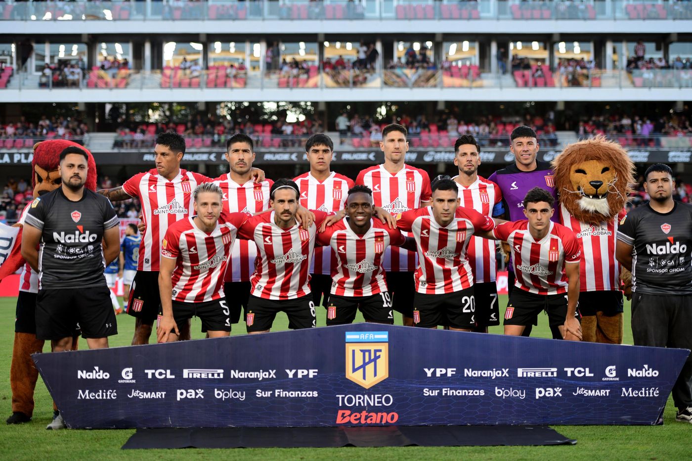 Estudiantes Rosario Central Formación.jpg