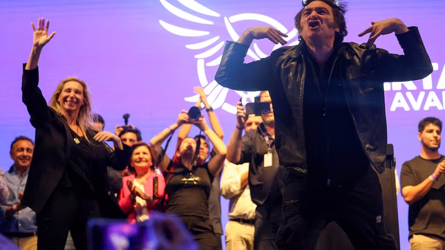 milei dijo que el gobierno esta atacando de raiz todos los problemas que hundieron a la argentina