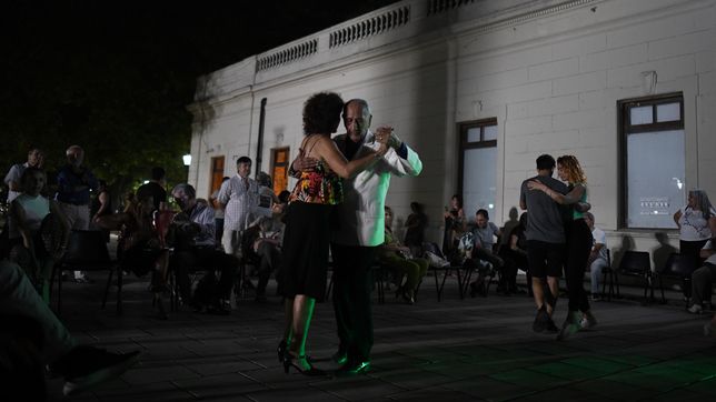 dolina, sztajnszrajber, musica uruguaya y mas en la agenda cultural de este fin de semana