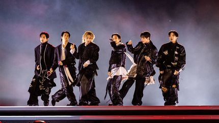 BTS tiene su primer mural en La Plata y los fans ya lo convierten en punto de encuentro
