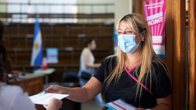 en estaciones de tren, clubes y barrios, asi seguira la vacunacion durante el finde xl