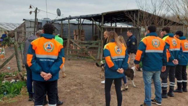 controlan casa por casa el barrio de la plata que fue fumigado con agroquimicos