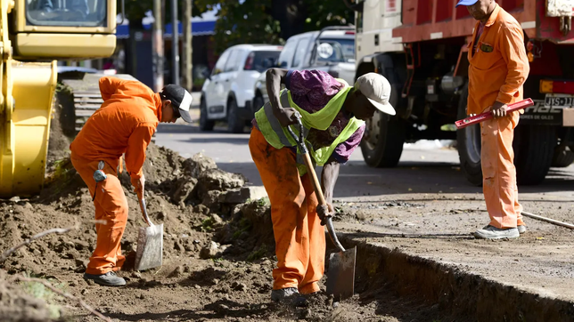 arranco la cuarta etapa de las obras en la avenida 60 para mejorar la circulacion y la seguridad vial