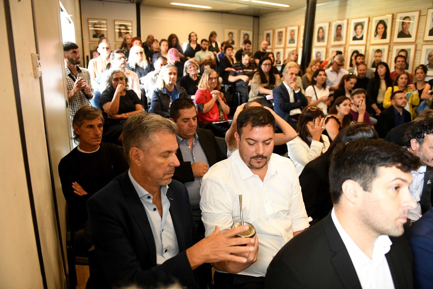 Concejo deliberante sesion especial excomisaria quinta (2)