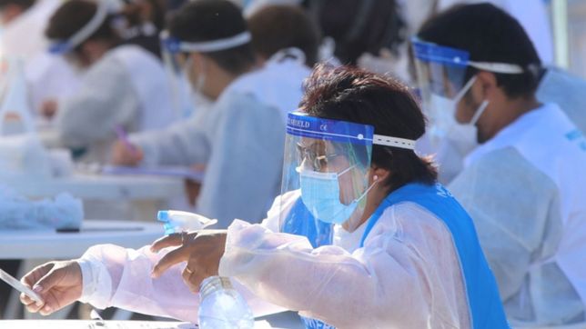 covid en argentina: notorio descenso de casos y muertes en la ultima semana