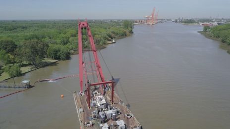 Remolcador puerto de La Plata