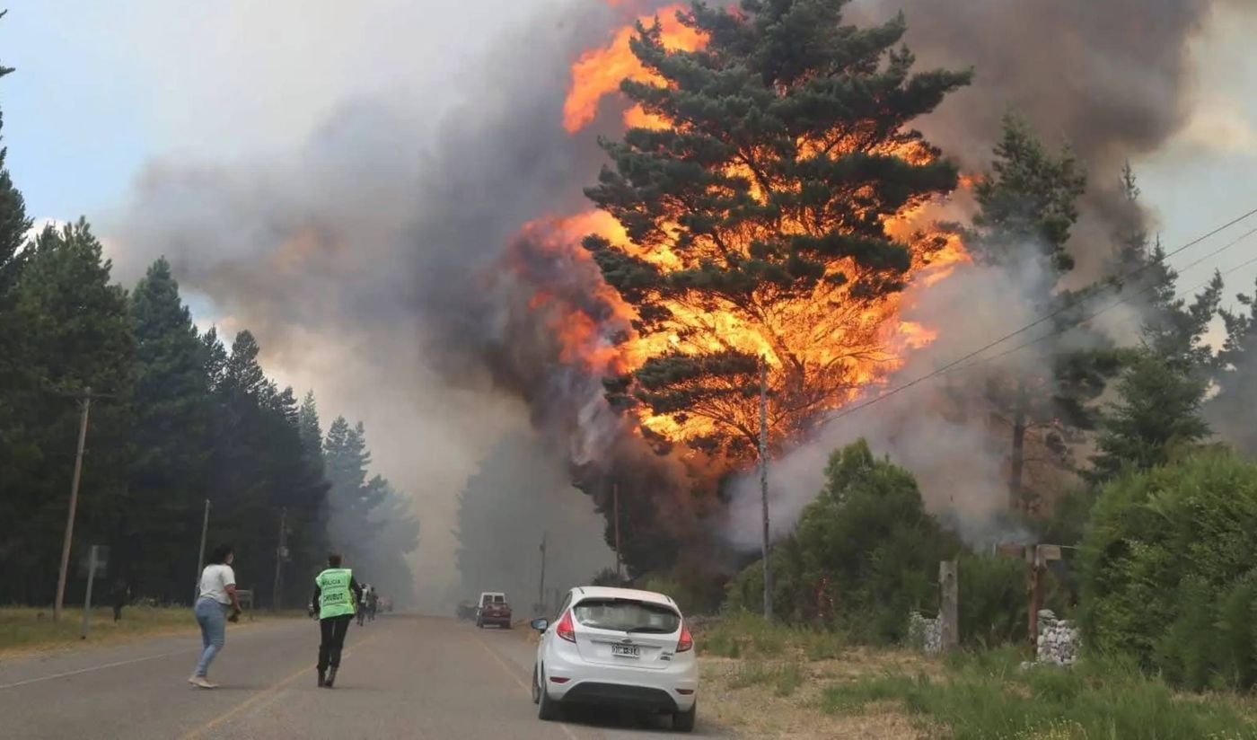 Incendio epuyen.jpg