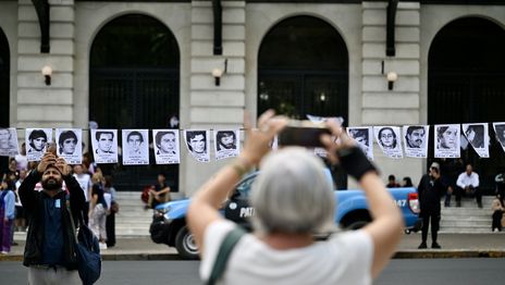 La Plata se moviliza a 50 años del golpe de Estado en Argentina