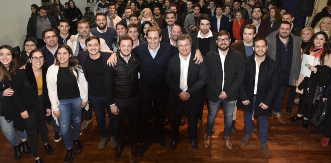 1531263816985.jpg?x=20&height=626&scaleX=1&oh=853&y=227&width=1251&rotate=0&scaleY=1&ow=1280&&cw=1920&ch=950