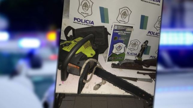 amenazo a sus vecinos con una motosierra, le allanaron la casa y le encontraron armas
