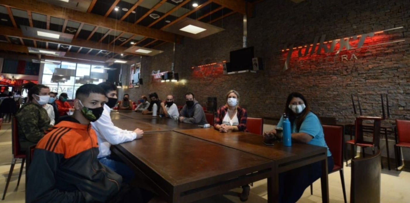 1612182754644.jpeg?x=6&y=199&width=1221&height=610&rotate=0&scaleX=1&scaleY=1&ow=1232&oh=820&&cw=1920&ch=950