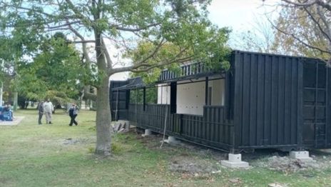 suspenden patio de comidas - parque cívico berisso