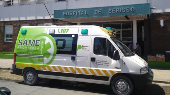 un repartidor termino en el hospital tras protagonizar un fuerte accidente con un auto