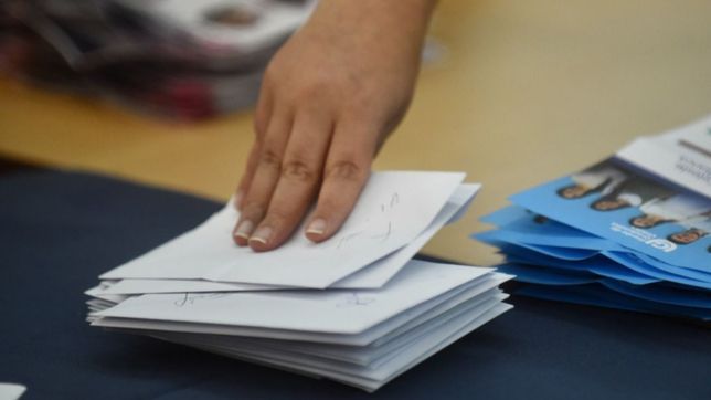 una agrupacion denuncio robo de grandes cantidades de boletas en la facultad de derecho