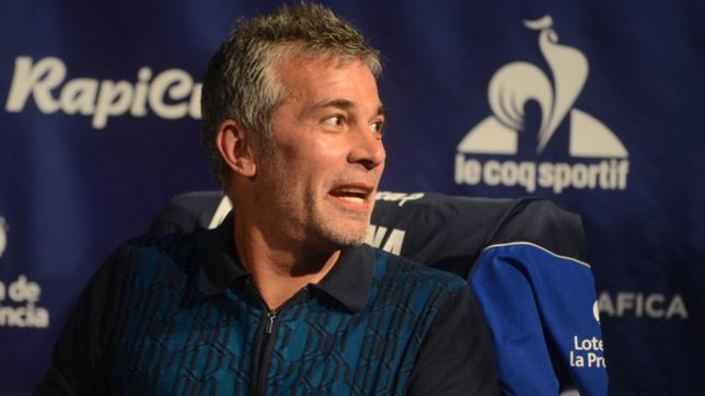 pellegrino deja al lobo en zona de descenso, sin maradona y con un caos politico